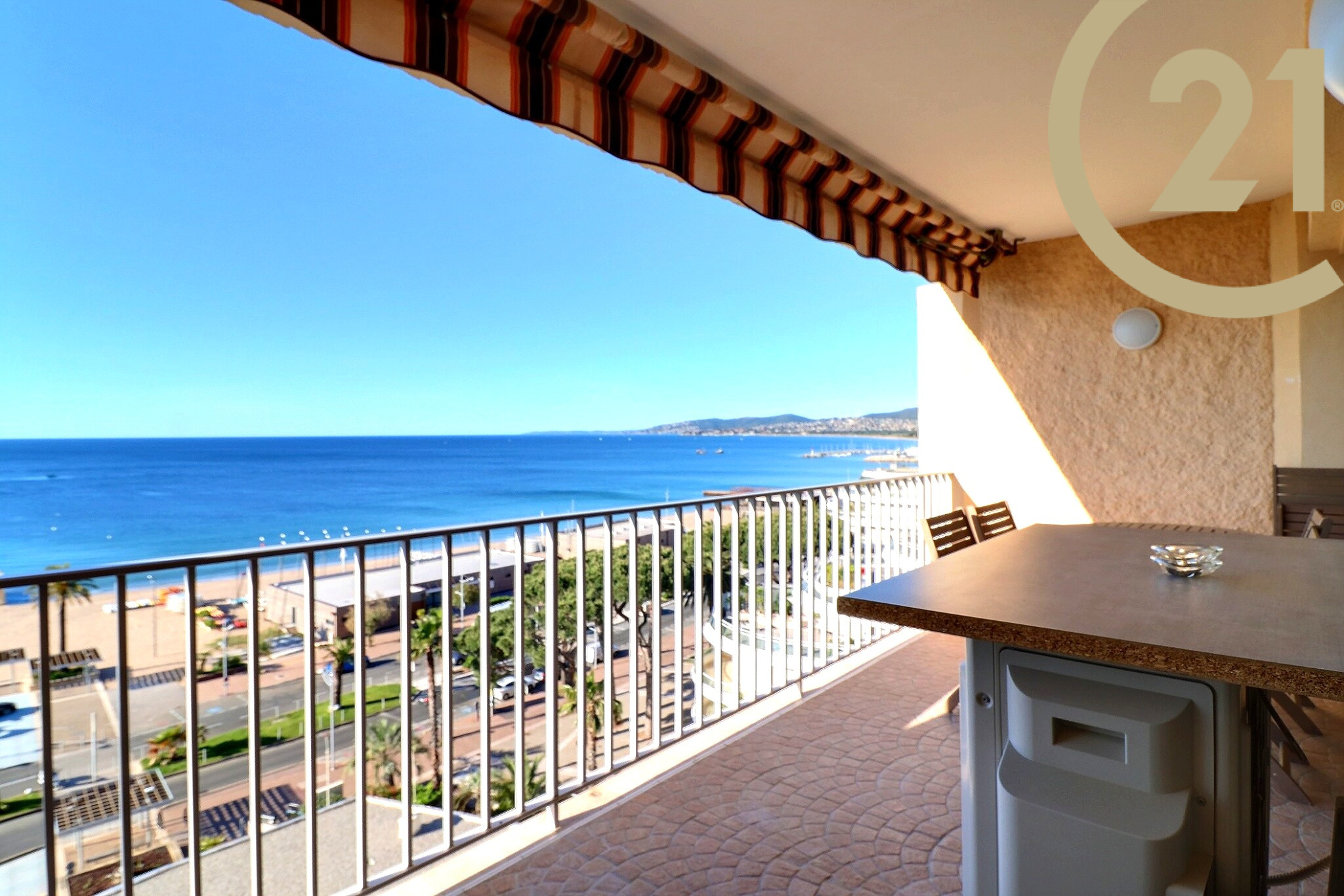 Vente Frejus Front De Mer Appartement P Enti Rement R Nov Avec