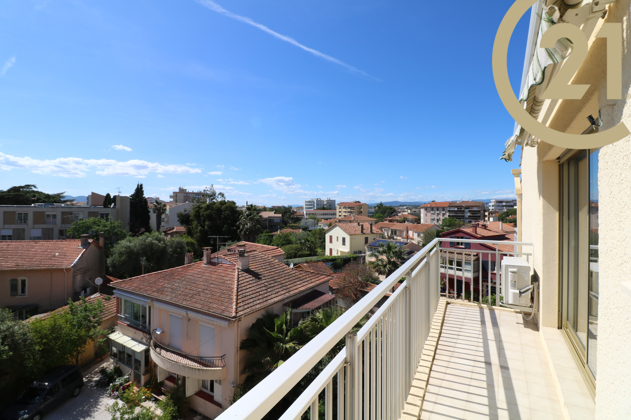 Vente EXCLUSIVITE SAINT-RAPHAEL PROCHE CENTRE - Appartement 3 pièces en ...
